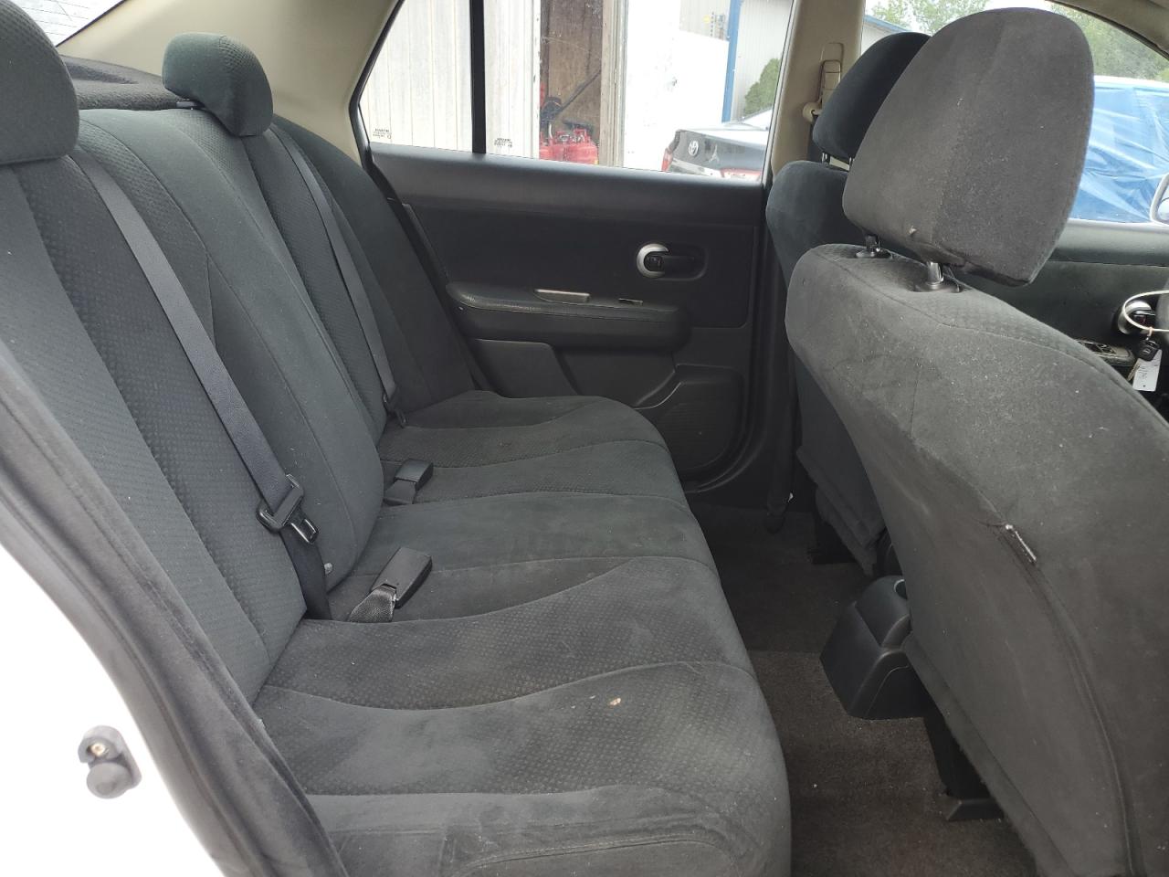 NISSAN VERSA 2011 VIN 3N1BC1AP6BL449094 фото 10