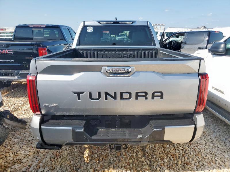  TOYOTA TUNDRA 2024 Srebrny