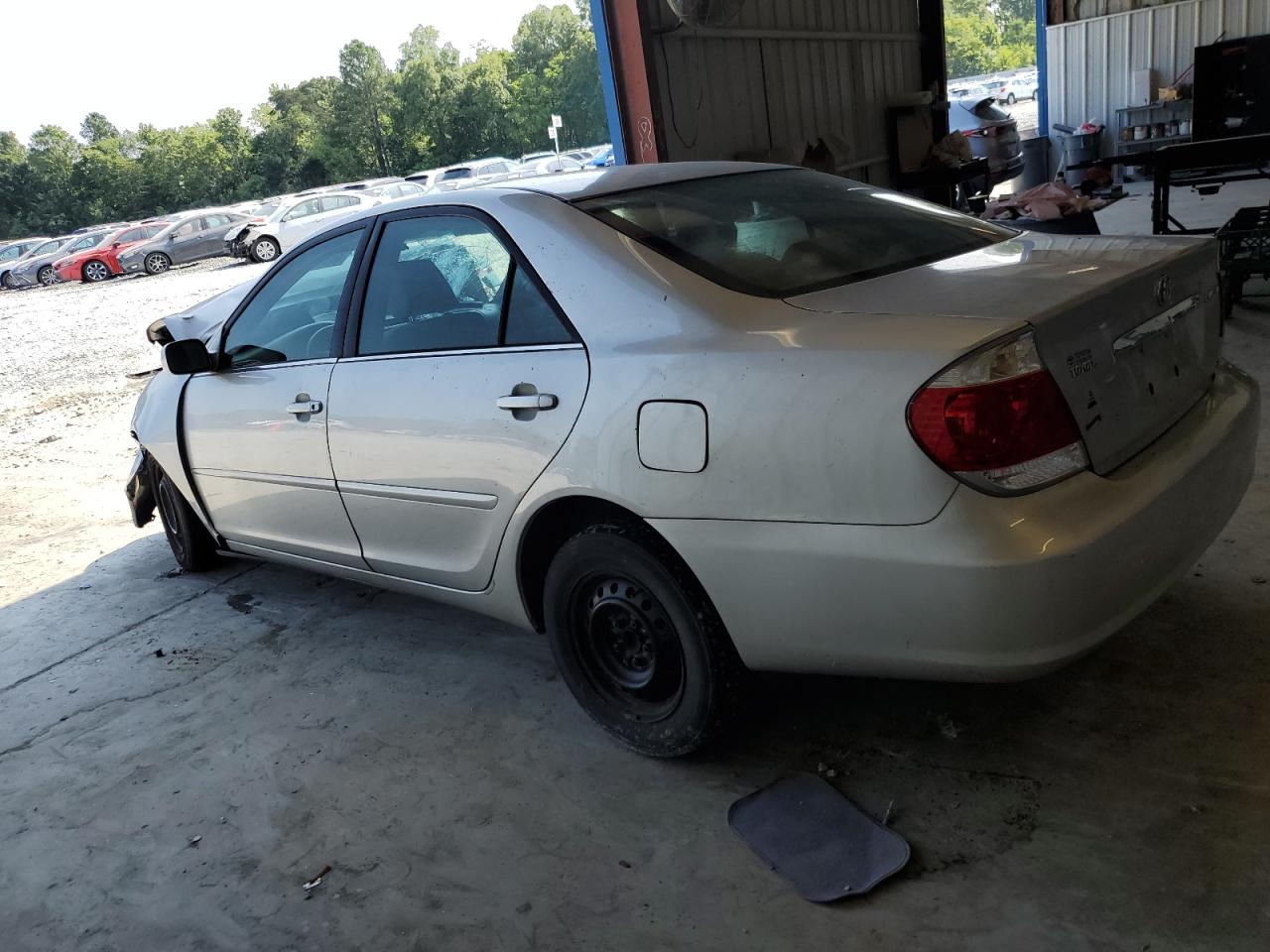 TOYOTA CAMRY 2005 VIN 4T1BE32K65U103140 фото 2