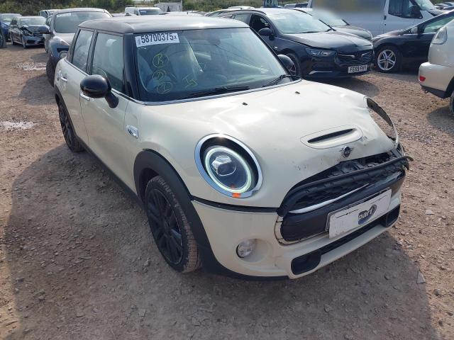 2018 MINI COOPER S