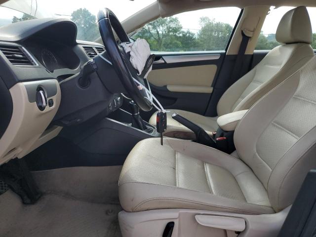Sedans VOLKSWAGEN JETTA 2014 Black
