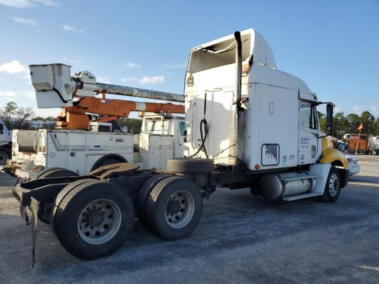 FREIGHTLINER ALL OTHER 2007 VIN 1FUJA6CV87LW59148 photo 4