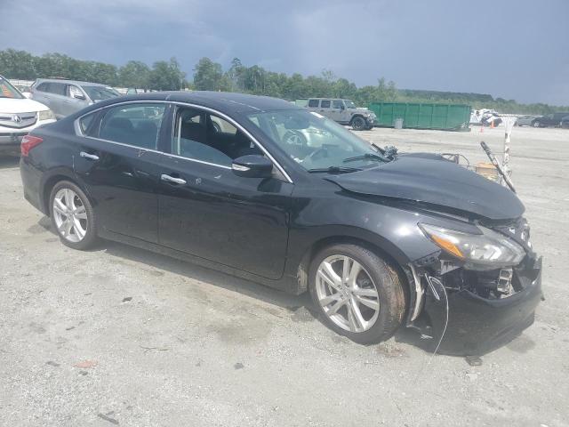  NISSAN ALTIMA 2017 Czarny