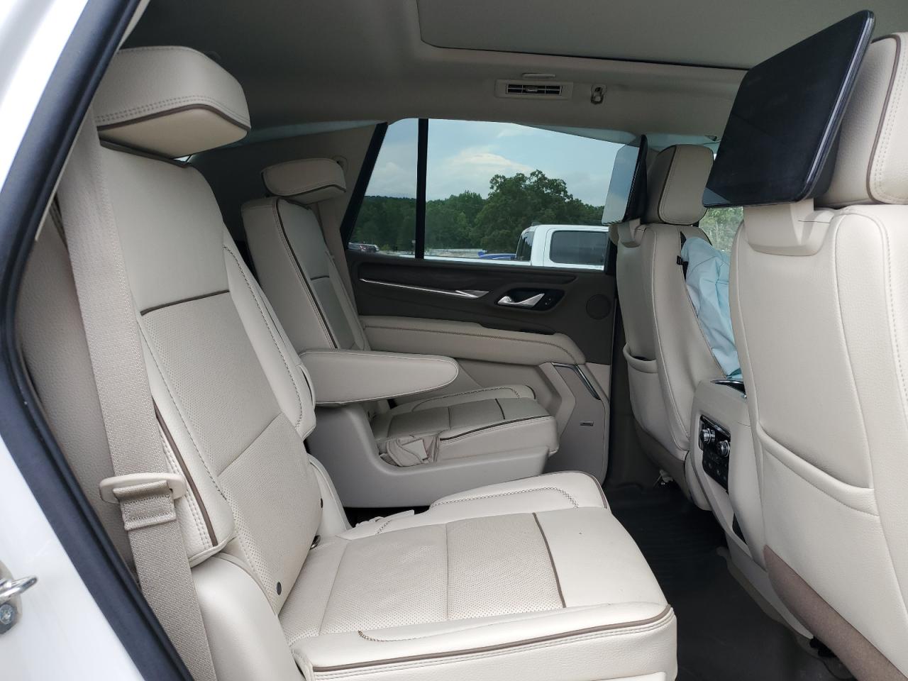 2022 GMC Yukon Denali VIN: 1GKS1DKL4NR100985 Lot: 60863225