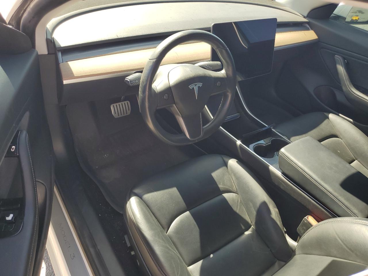2019 Tesla Model 3 VIN: 5YJ3E1EA8KF407557 Lot: 61616035