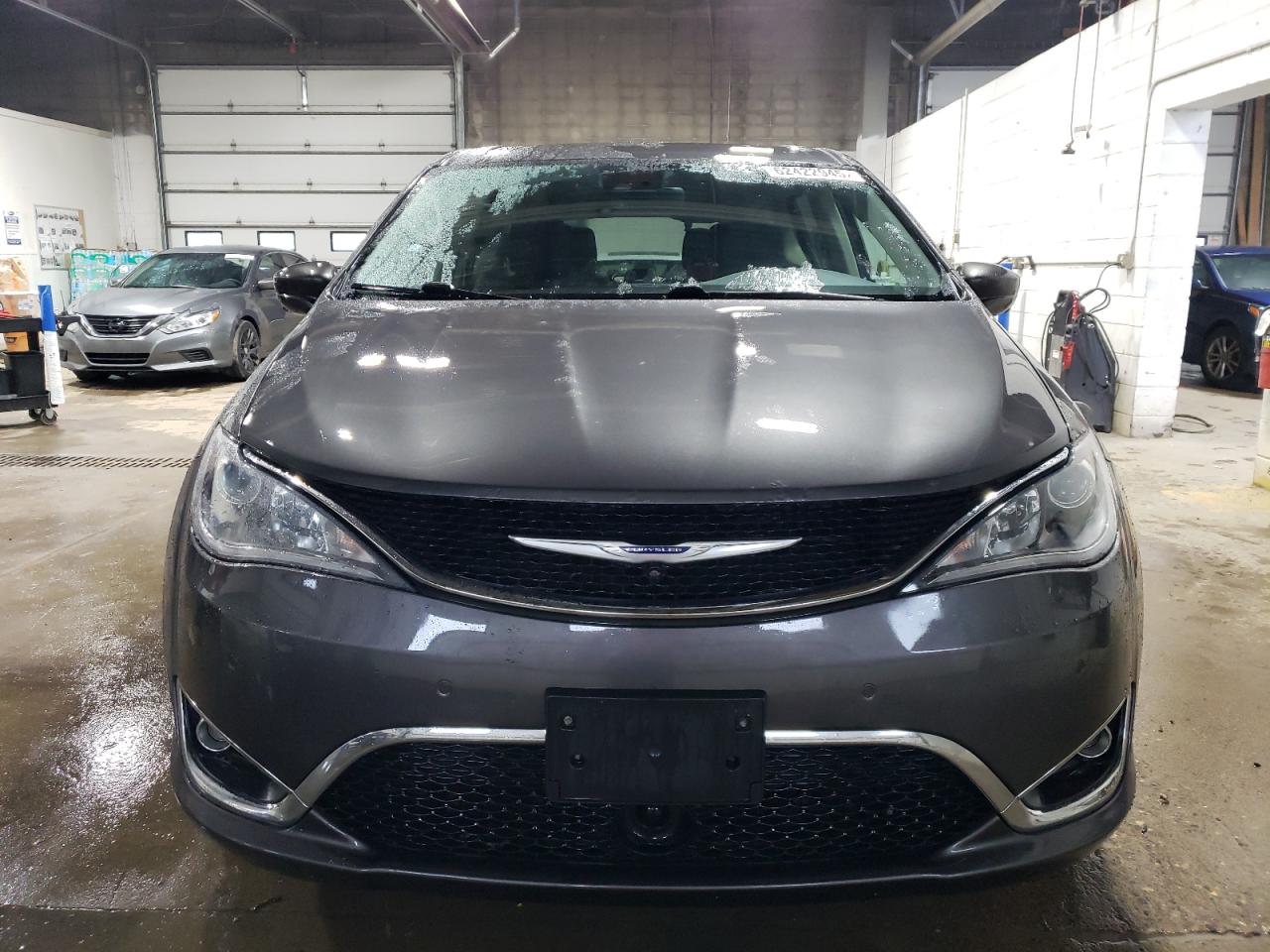 CHRYSLER PACIFICA 2019 VIN 2C4RC1FGXKR508669 фото 5