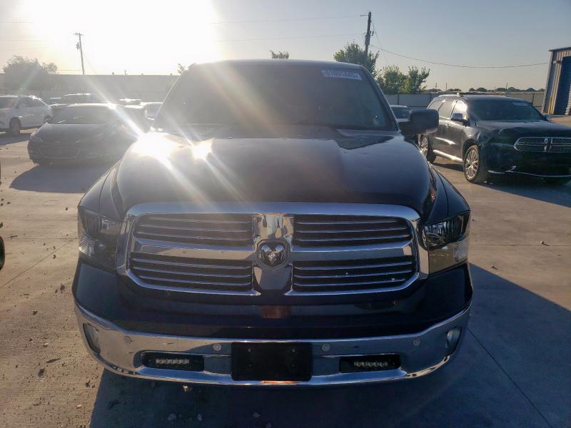 RAM 1500 2016 Granatowy