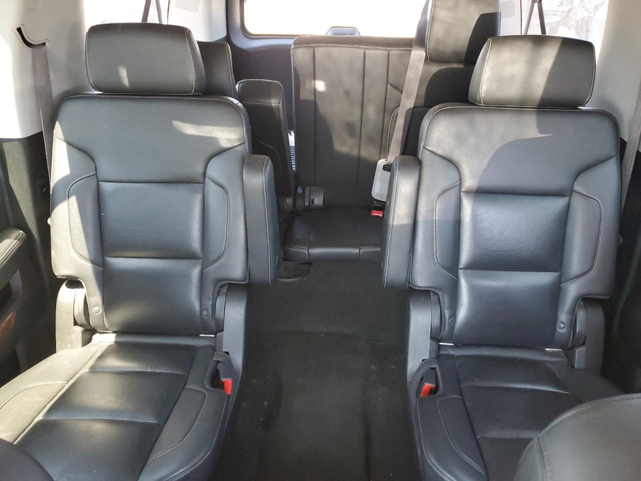 2017 Chevrolet Suburban K1500 Premier VIN: 1GNSKJKC7HR207645 Lot: 62054395