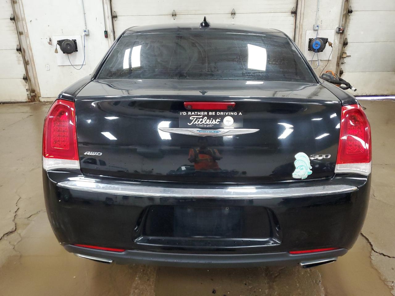 2018 Chrysler 300 Limited VIN: 2C3CCAKGXJH137775 Lot: 62379205