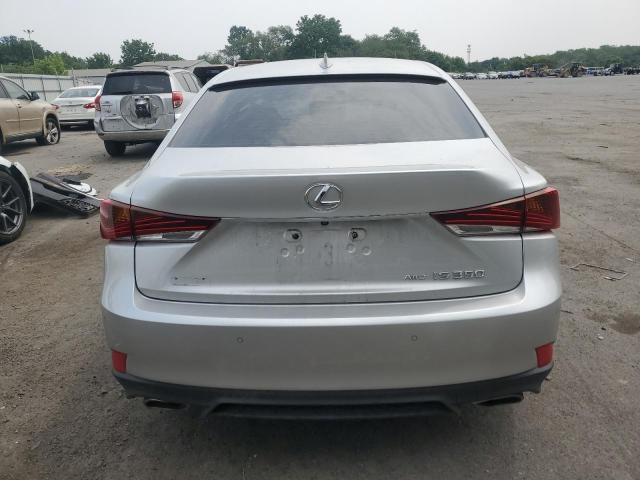  LEXUS IS 2019 Srebrny