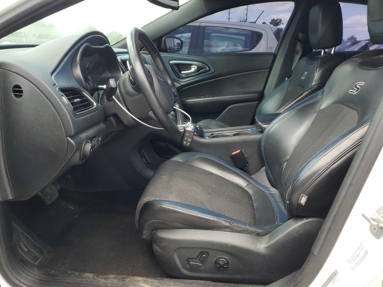 2016 Chrysler 200 S VIN: 1C3CCCBB4GN158105 Lot: 62373395