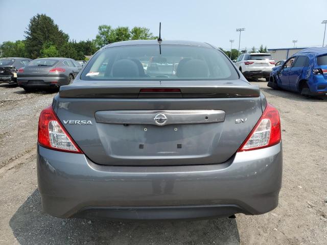  NISSAN VERSA 2019 Szary