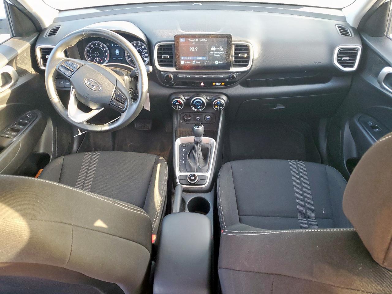 2021 Hyundai Venue Sel VIN: KMHRC8A39MU077711 Lot: 62075505