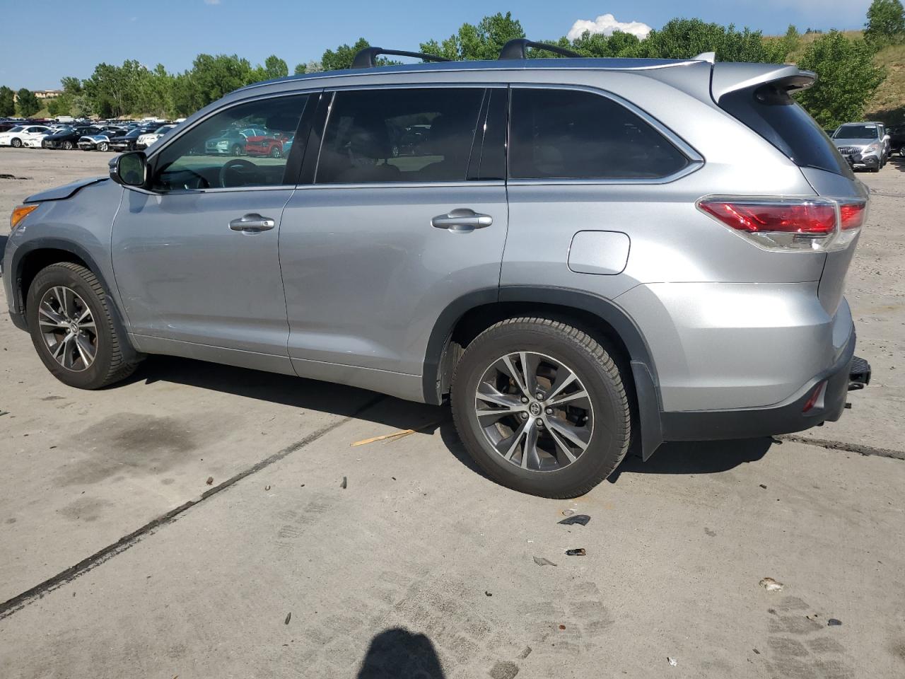 TOYOTA HIGHLANDER 2016 VIN 5TDJKRFH7GS341421 photo 2