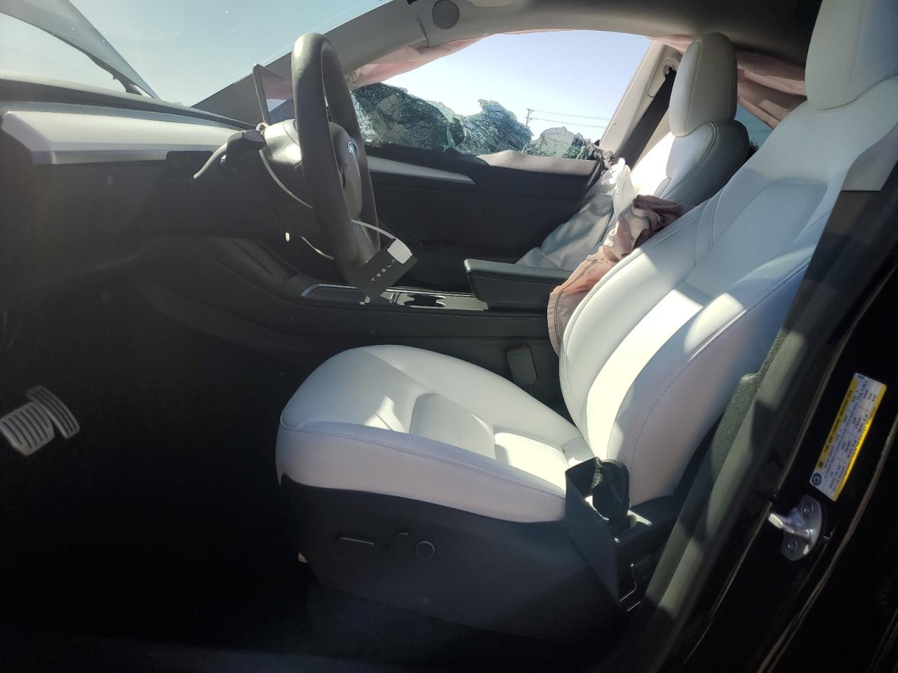 2023 Tesla Model Y VIN: 7SAYGDEF9PF844734 Lot: 61227365