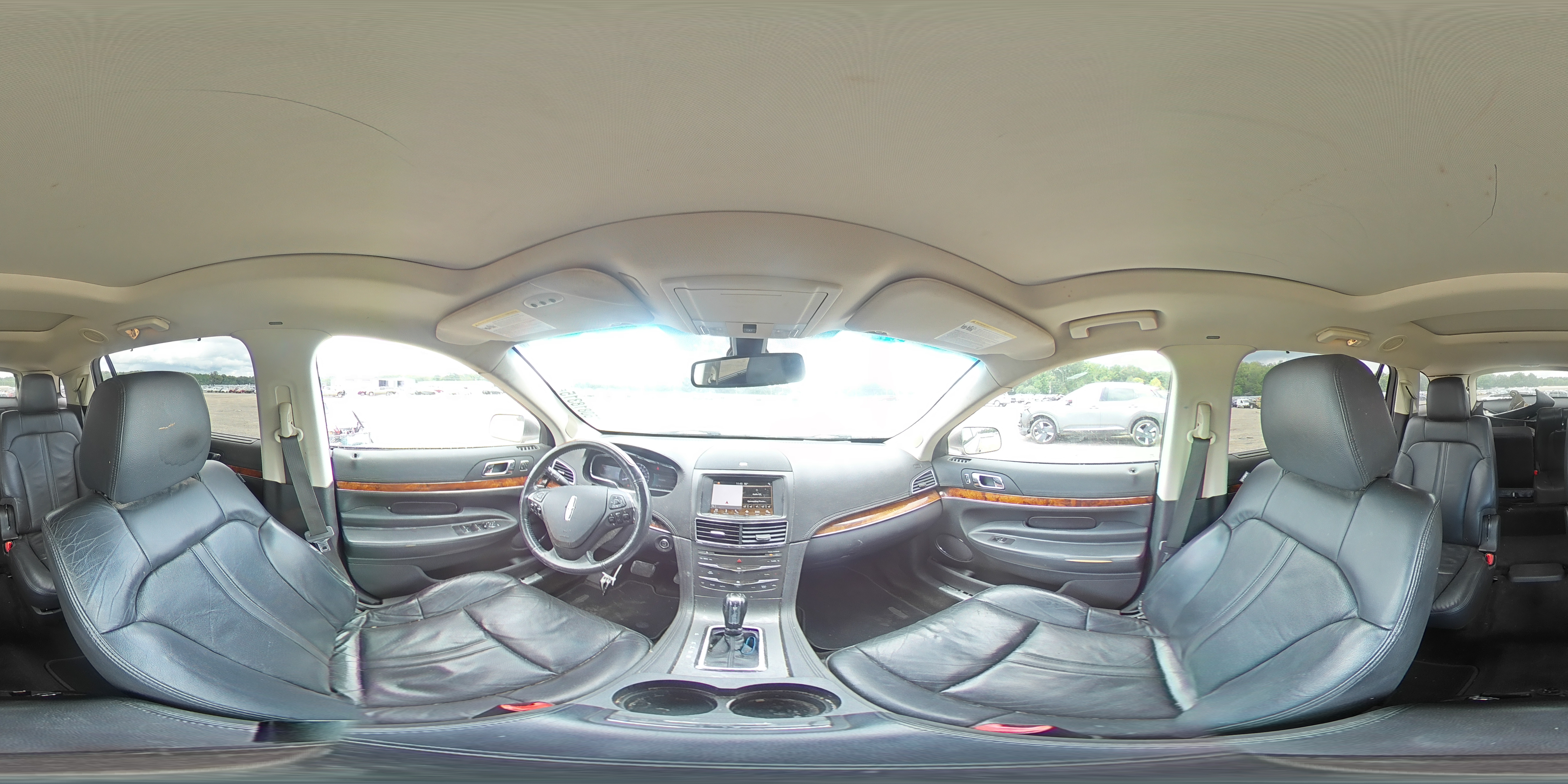 2018 Lincoln Mkt VIN: 2LMHJ5AT3JBL00511 Lot: 60818315