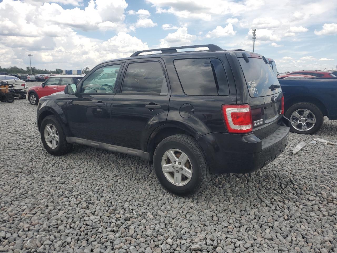 FORD ESCAPE 2009 VIN 1FMCU593X9KA79055 photo 2