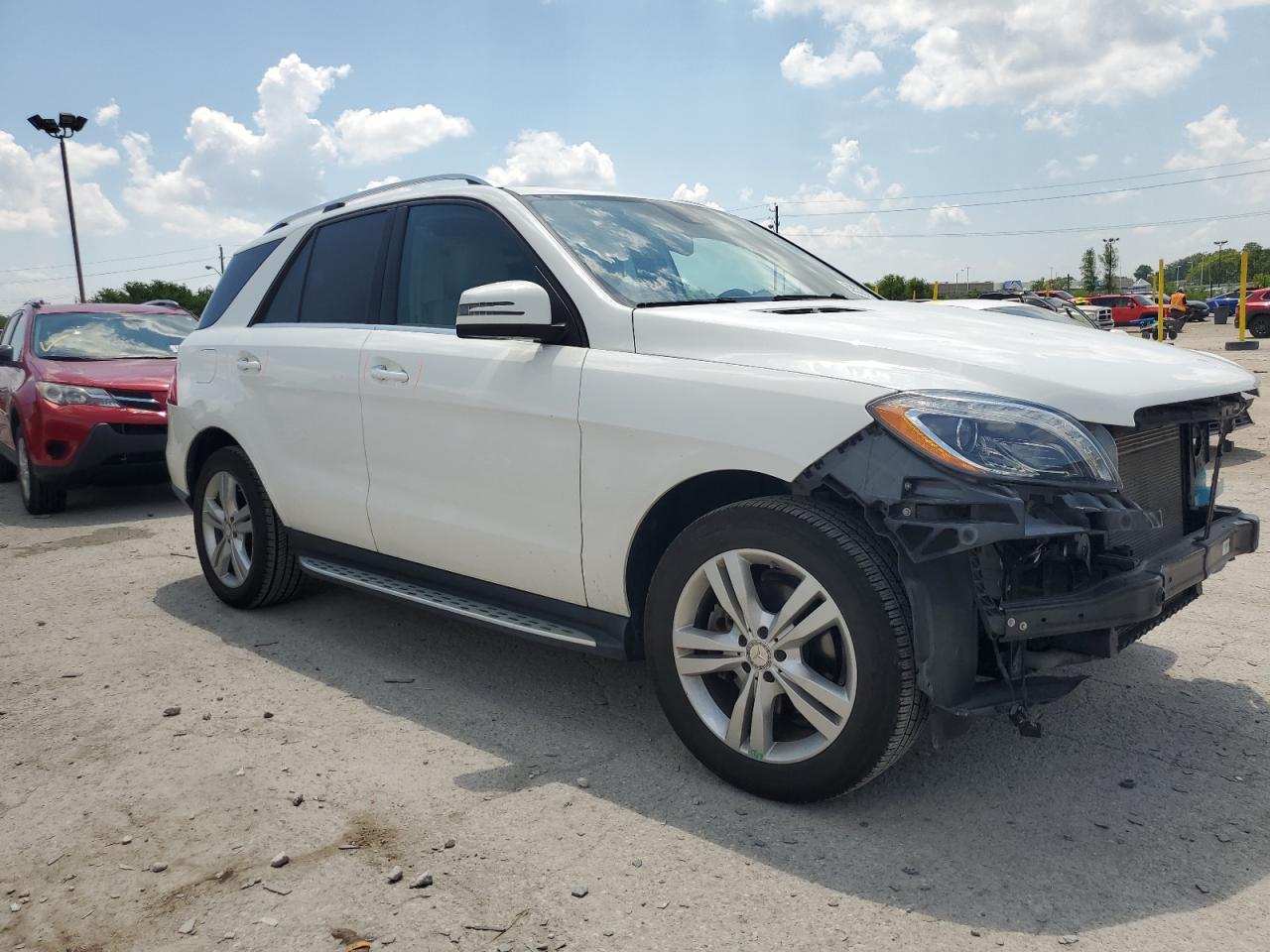 MERCEDES-BENZ M-CLASS 2015 VIN 4JGDA5HB9FA483360 photo 4