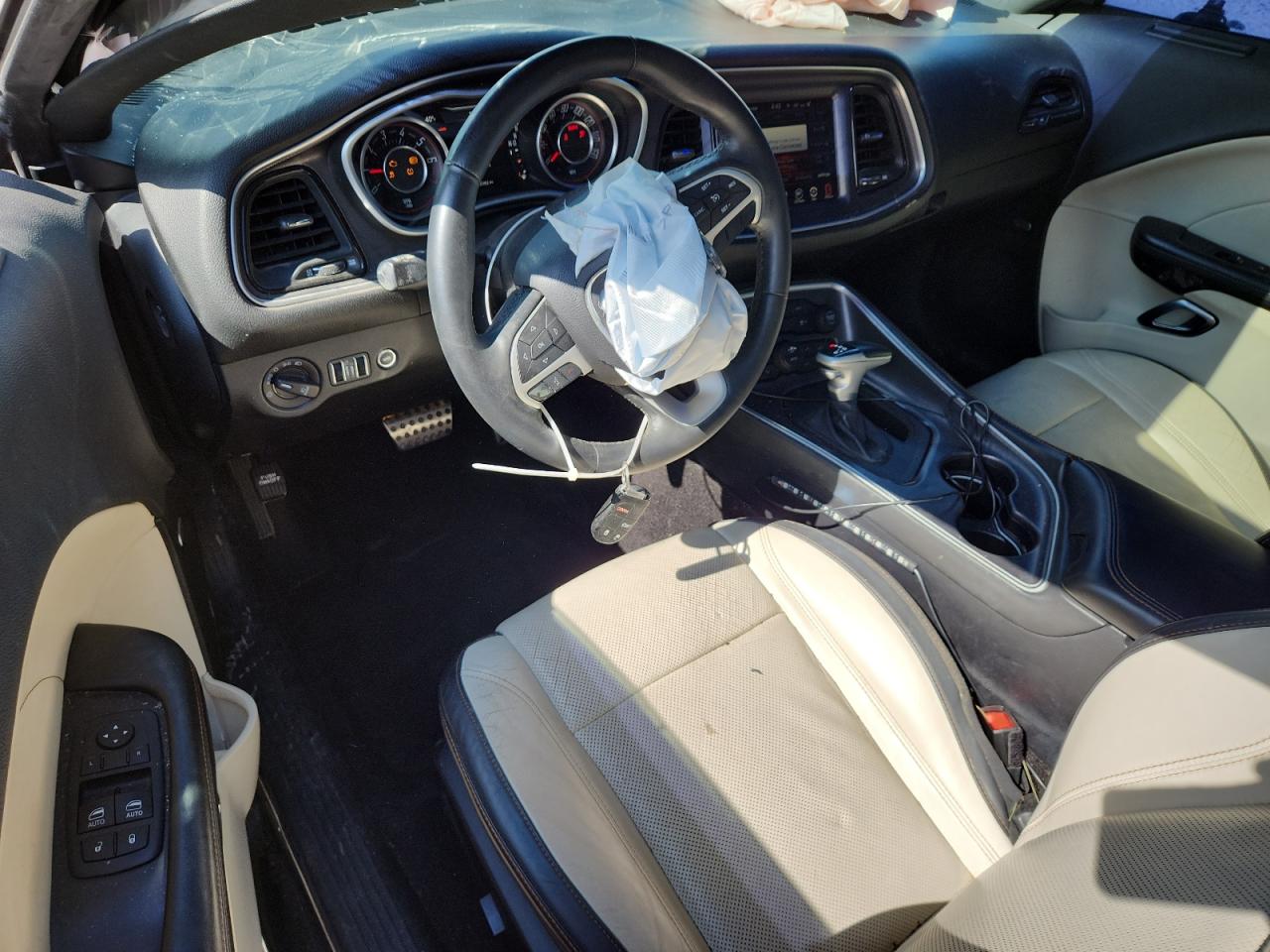 DODGE CHALLENGER 2015 VIN 2C3CDZBG8FH702365 фото 8