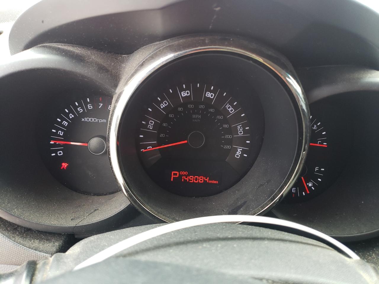 2011 Kia Soul + VIN: KNDJT2A27B7273809 Lot: 62750135