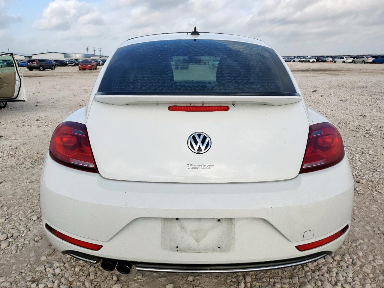 2019 Volkswagen Beetle Se VIN: 3VWJD7AT5KM714861 Lot: 60611935