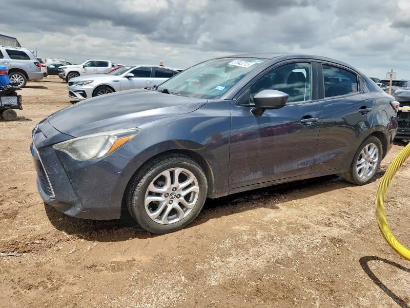 Sedans TOYOTA SCION 2016 Gray