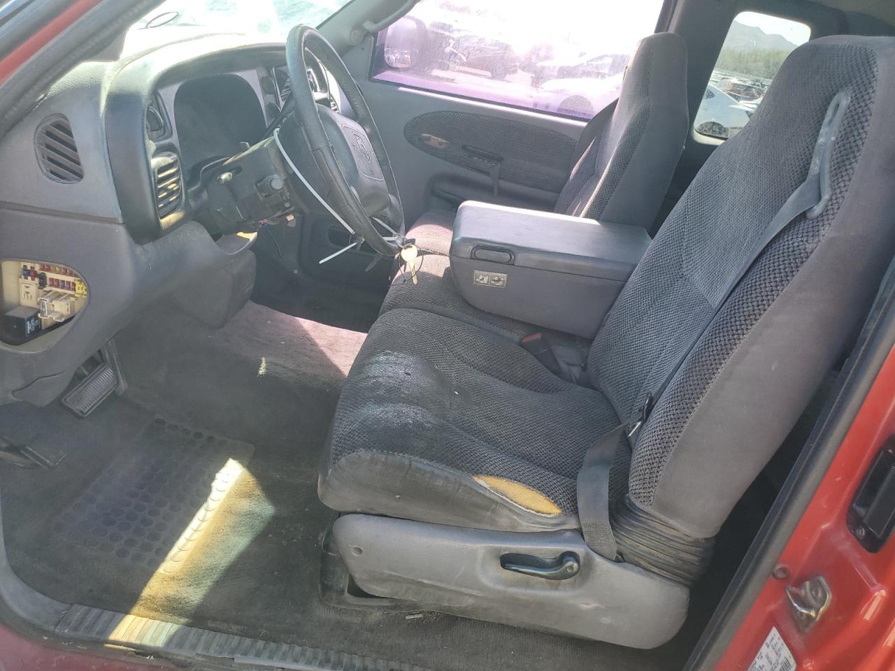 1999 Dodge Ram 1500 VIN: 3B7HC13Y9XG203329 Lot: 61007485