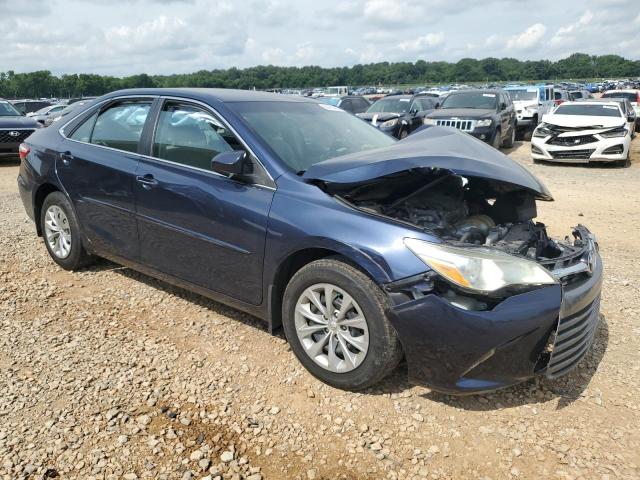  TOYOTA CAMRY 2017 Granatowy