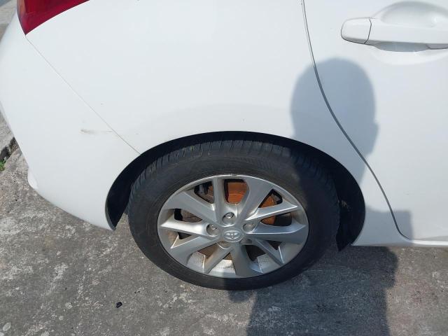 2013 TOYOTA AURIS ICON