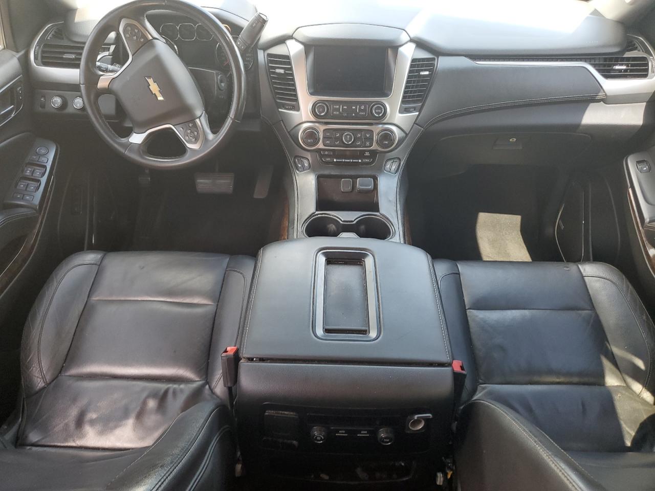 2017 Chevrolet Suburban K1500 Lt VIN: 1GNSKHKCXHR154125 Lot: 61239525