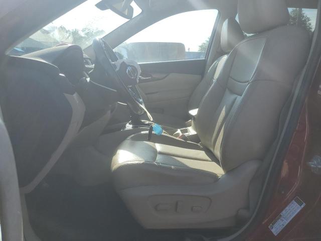  NISSAN ROGUE 2018 Czerwony