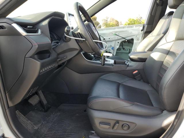 TOYOTA RAV4 2021 Biały