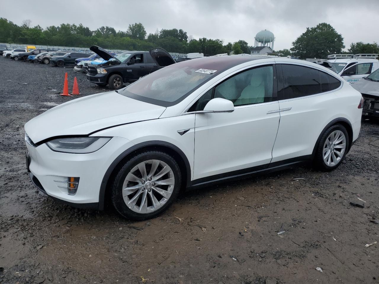 2017 Tesla Model X للبيع في Hillsborough، NJ - Undercarriage
