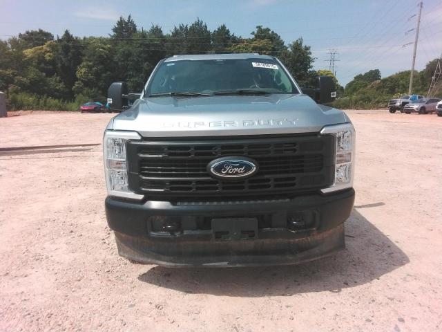  FORD F250 2024 Srebrny