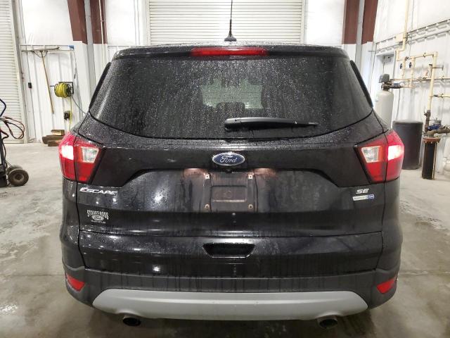  FORD ESCAPE 2019 Czarny