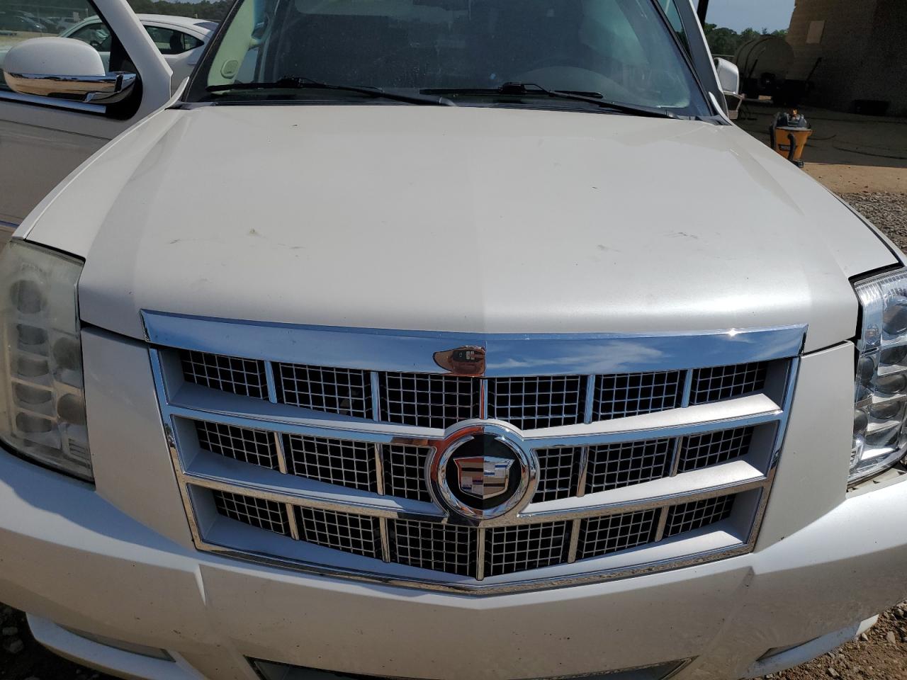 2011 Cadillac Escalade Platinum VIN: 1GYS4DEF7BR118685 Lot: 62768015