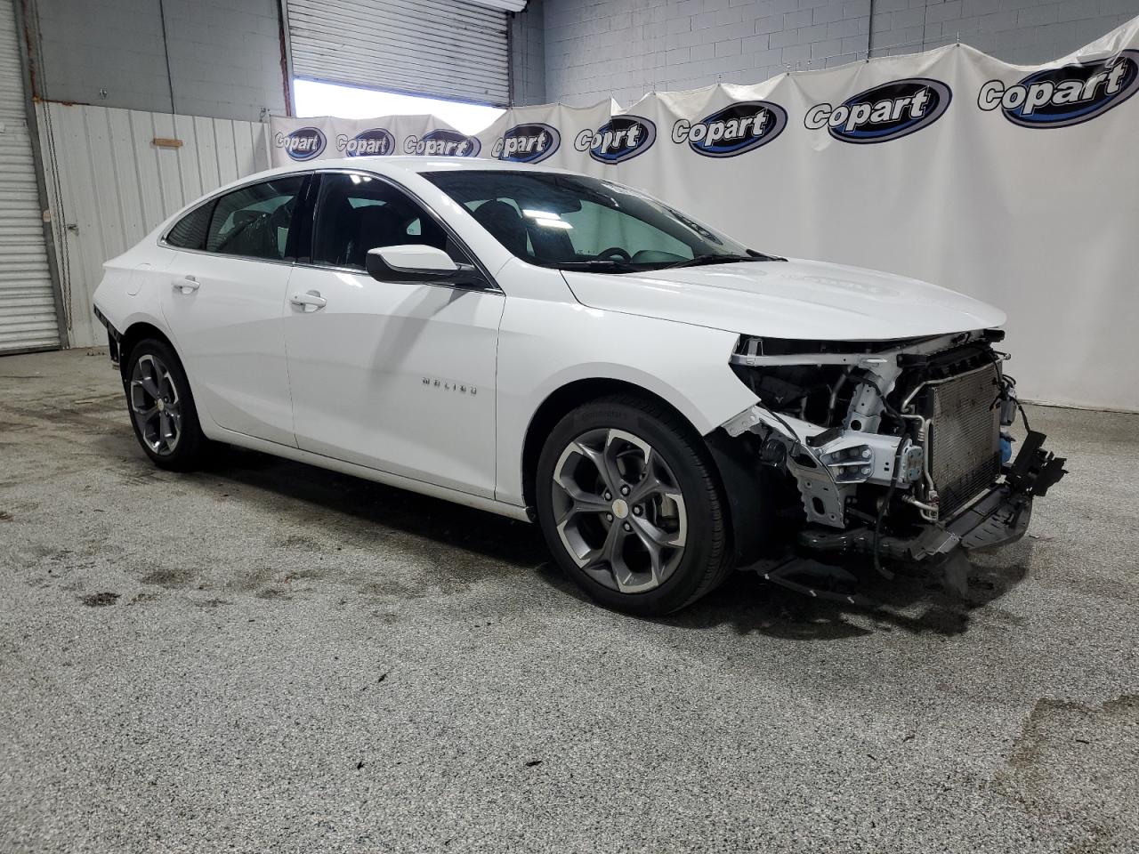 CHEVROLET MALIBU 2024 VIN 1G1ZD5ST8RF215564 photo 4