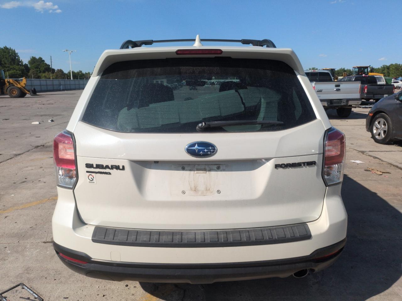 SUBARU FORESTER 2018 VIN JF2SJAGC6JH567054 фото 6