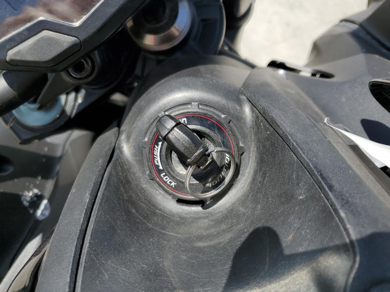 ml5zrdf18pda62833 ML5ZRDF18PDA62833 2023 Kawasaki Zr900 F