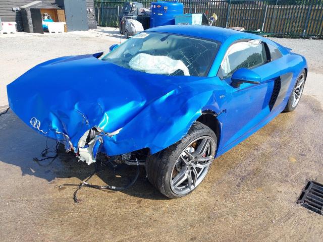 AUDI R8 2015