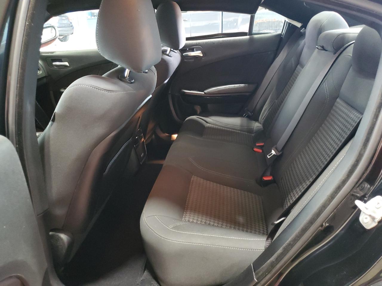 2019 Dodge Charger Sxt VIN: 2C3CDXJG5KH662987 Lot: 62220155