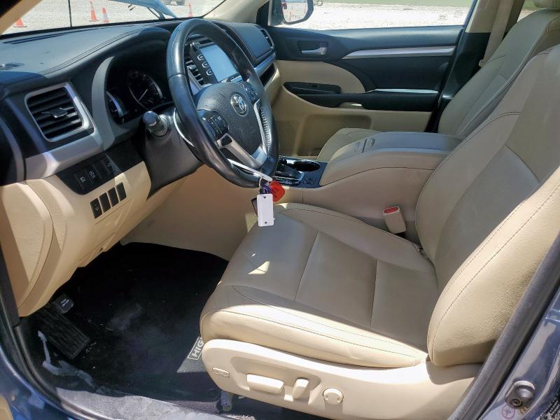  TOYOTA HIGHLANDER 2017 Blue