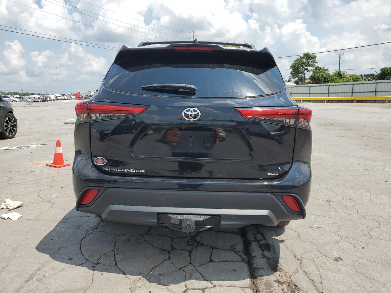 2021 Toyota Highlander Xle VIN: 5TDGZRAH4MS524414 Lot: 61860485