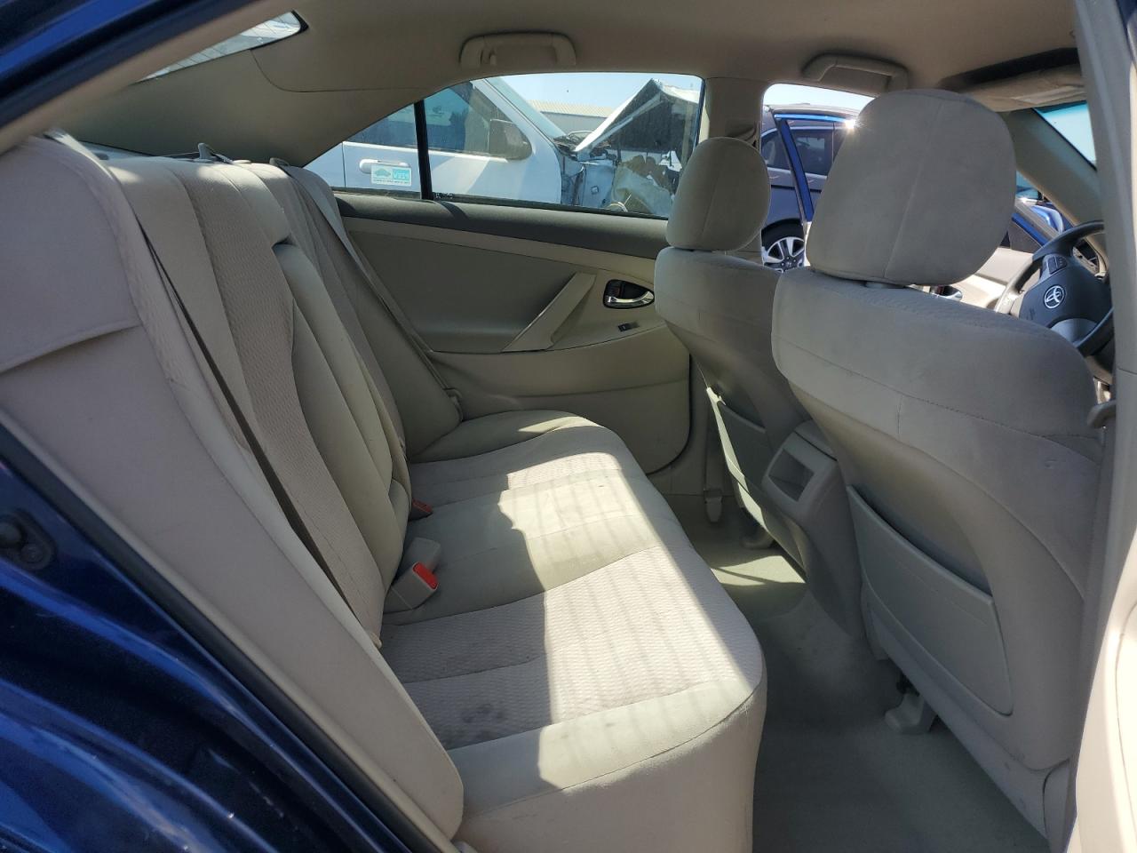 4T4BF3EK2AR029644 2010 Toyota Camry Base