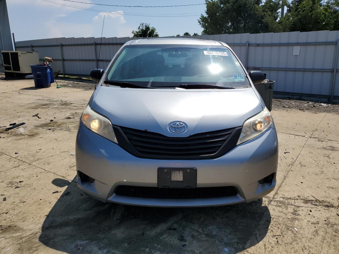 TOYOTA All Models 2014 VIN 5TDZK3DC9ES438480 фото 5