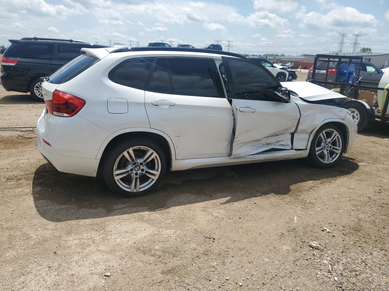 2015 BMW X1 xDrive28I VIN: WBAVL1C51FVY28819 Lot: 61969735
