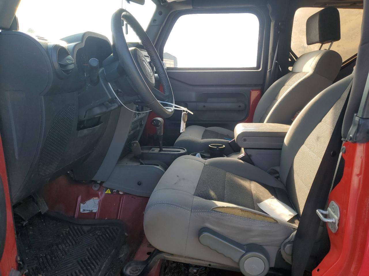 2009 Jeep Wrangler X VIN: 1J4FA24109L700709 Lot: 62570375