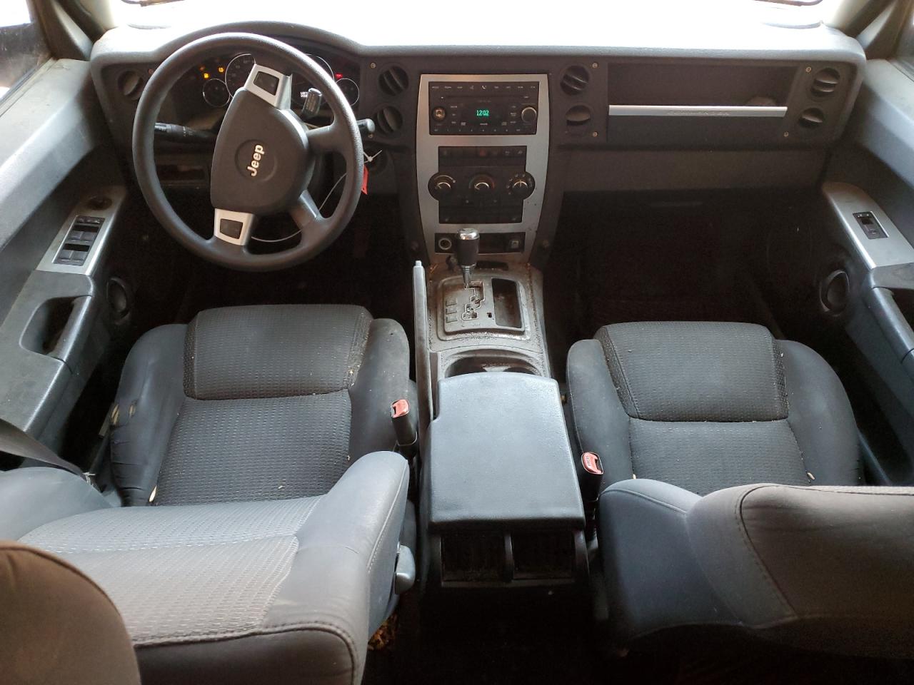 2008 Jeep Commander Sport VIN: 1J8HG48K68C149401 Lot: 63091615