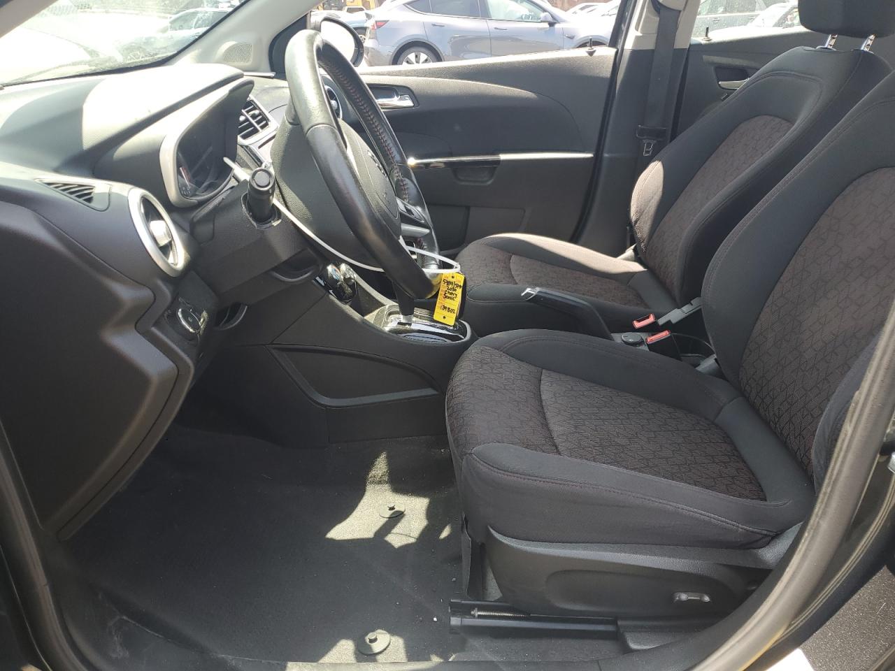 2020 Chevrolet Sonic Lt VIN: 1G1JD6SB5L4139802 Lot: 60829055