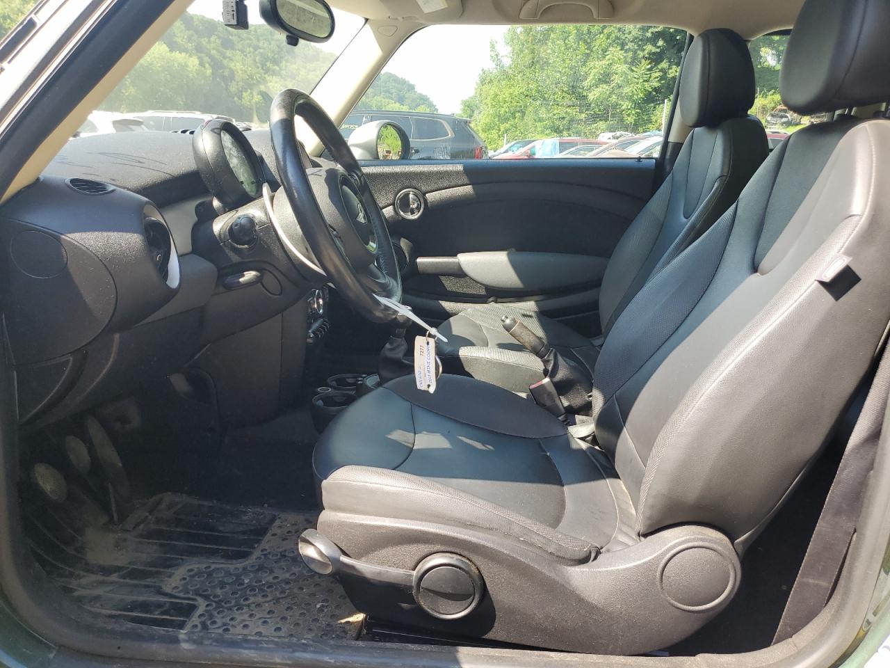 2011 Mini Cooper Clubman VIN: WMWZF3C59BTX82098 Lot: 63068975